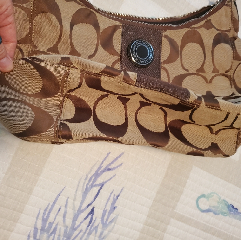 Coach Signature Brown Hobo style bag - Picture 3 of 12